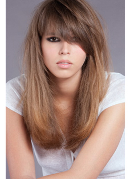 coiffure-cheveux-long-volume-77_17 Coiffure cheveux long volume