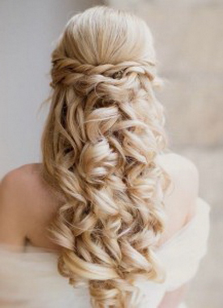 coiffure-cheveux-longs-mariage-24_15 Coiffure cheveux longs mariage