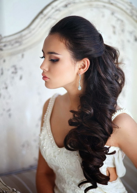 coiffure-cheveux-longs-mariage-24_7 Coiffure cheveux longs mariage