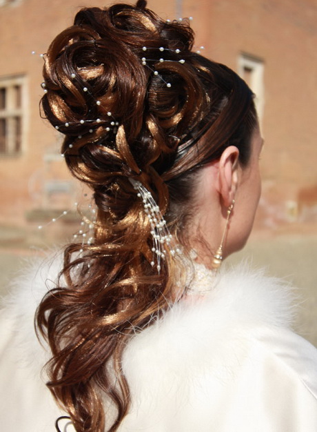 coiffure-mariage-cheveux-long-79_11 Coiffure mariage cheveux long