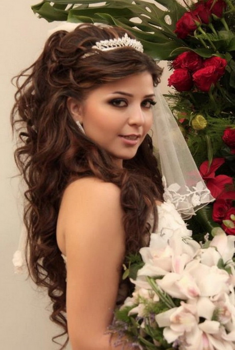 coiffures-mariage-cheveux-longs-39_7 Coiffures mariage cheveux longs
