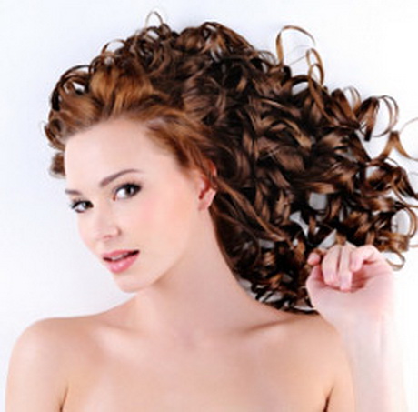 coupe-de-cheveux-onduls-femme-32 Coupe de cheveux ondulés femme