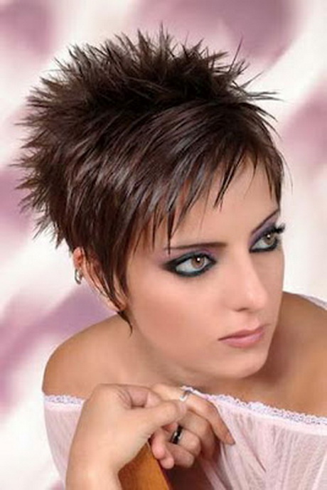 coupes-cheveux-courtes-femmes-55_7 Coupes cheveux courtes femmes
