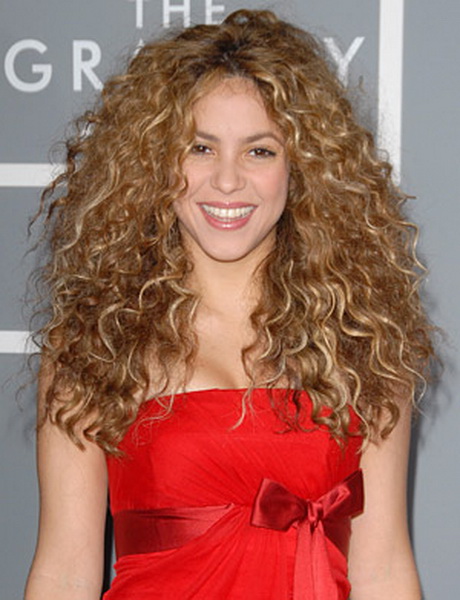 shakira-cheveux-courts-89_10 Shakira cheveux courts