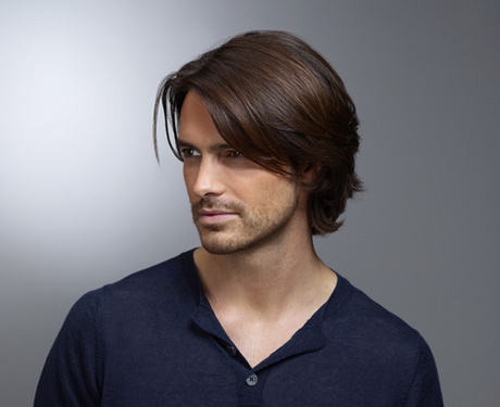 coiffure-homme-long-35_18 Coiffure homme long