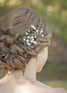 coiffure-marie-avec-fleurs-naturelles-42_18 Coiffure mariée avec fleurs naturelles