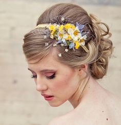 coiffure-marie-avec-fleurs-naturelles-42_3 Coiffure mariée avec fleurs naturelles