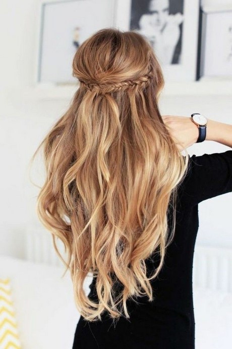 ide-coiffure-cheveux-long-boucl-31_2 Idée coiffure cheveux long bouclé