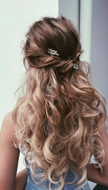 coiffure-mariage-2018-cheveux-long-81_2 Coiffure mariage 2018 cheveux long
