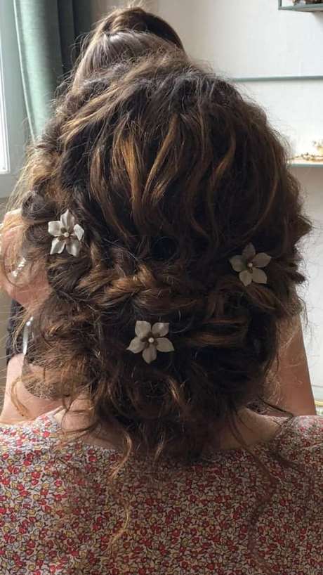 coiffure-mariage-2020-cheveux-long-67_18 Coiffure mariage 2020 cheveux long