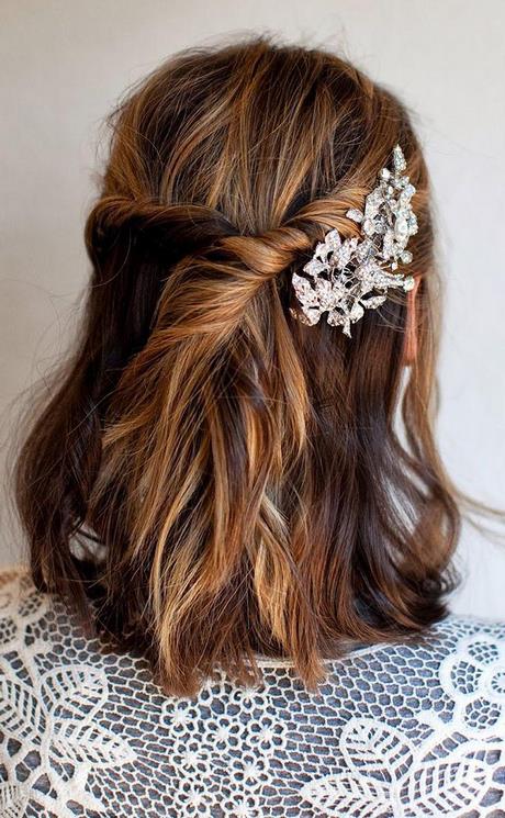 coiffure-mariage-2022-cheveux-longs-35_2 Coiffure mariage 2022 cheveux longs