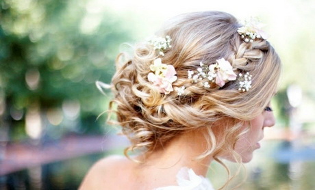 coiffure-mariage-avec-fleurs-46_5 Coiffure mariage avec fleurs