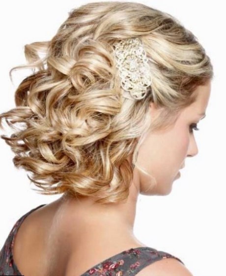 coiffure-mariage-cheveux-courts-boucles-58 Coiffure mariage cheveux courts bouclés