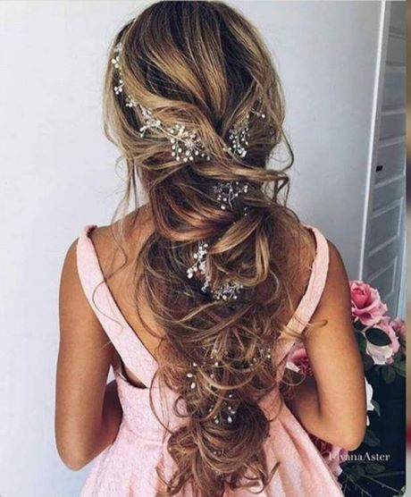 coiffure-mariage-tresse-cheveux-long-91_9 Coiffure mariage tresse cheveux long