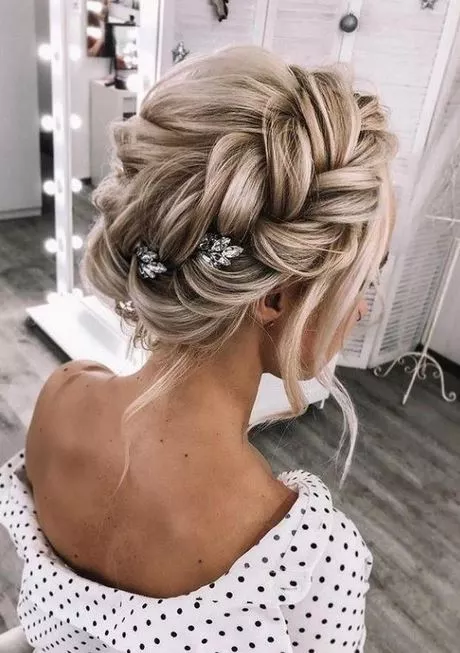 cheveux-mariage-2023-31_15-8 Cheveux mariage 2023