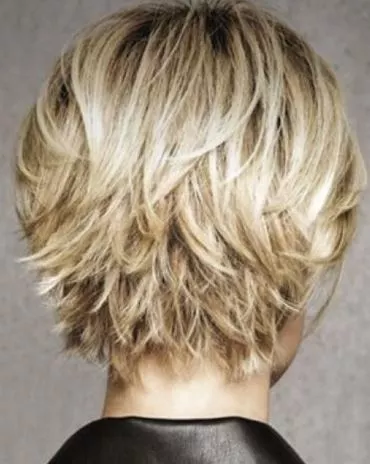 model-coiffure-courte-femme-2023-73_15-9 Model coiffure courte femme 2023