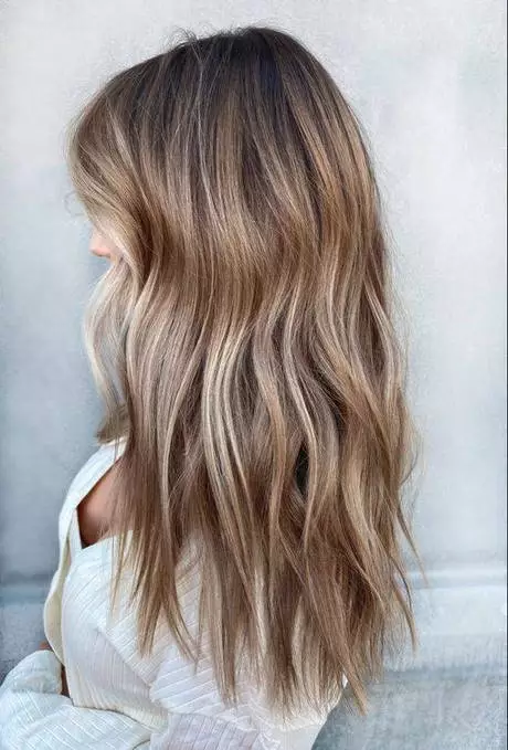 tendance-couleur-cheveux-2023-automne-41_5-13 Tendance couleur cheveux 2023 automne