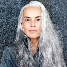 femme-cheveux-gris-74_20 Femme cheveux gris