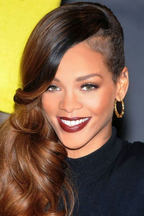 Coiffure rihanna tresse