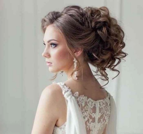 coiffure-simple-mariage-cheveux-long-25_5 Coiffure simple mariage cheveux long