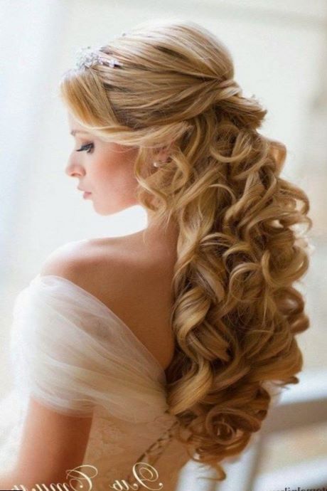 modele-coiffure-mariage-cheveux-long-53_2 Modele coiffure mariage cheveux long