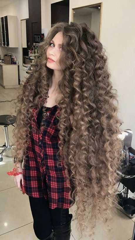 cheveux-tres-long-coiffure-92_3 Cheveux tres long coiffure