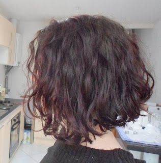 coiffure-carr-plongeant-cheveux-onduls-09_4 Coiffure carré plongeant cheveux ondulés