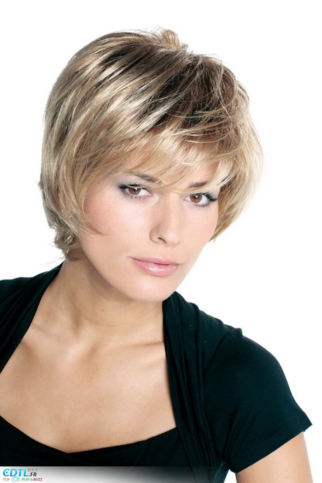 modele-coiffure-coupe-carre-court-92 Modele coiffure coupe carre court
