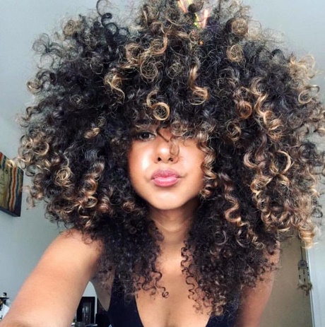 coiffure-afro-femme-noire-30_14 Coiffure afro femme noire