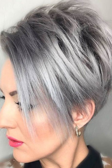coupe-cheveux-gris-court-femme-15_8 Coupe cheveux gris court femme