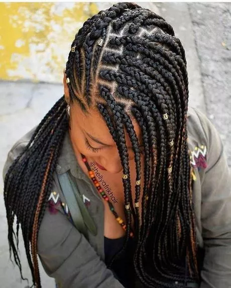 coupe-de-cheveux-femme-africaine-2024-60_4-6 Coupe de cheveux femme africaine 2024