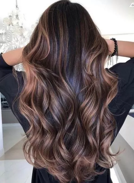 tendance-couleur-cheveux-2023-2024-03_11-4 Tendance couleur cheveux 2023 2024