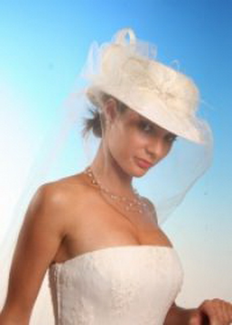 coiffure-de-mariage-avec-chapeau-56_2 Coiffure de mariage avec chapeau