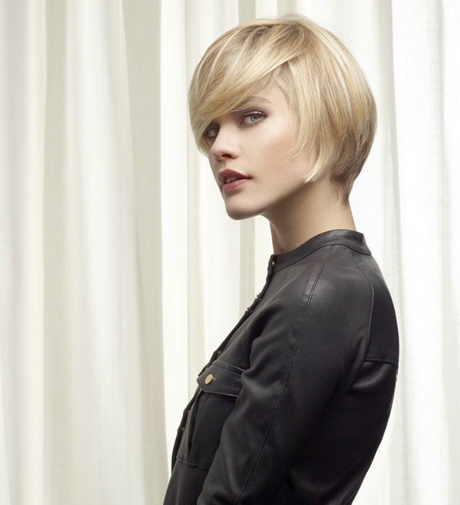 Coupe tendance cheveux courts 2015