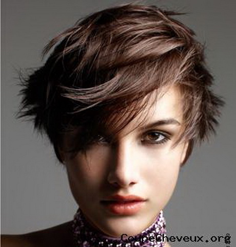 femme-cheveux-courts-11_3 Femme cheveux courts