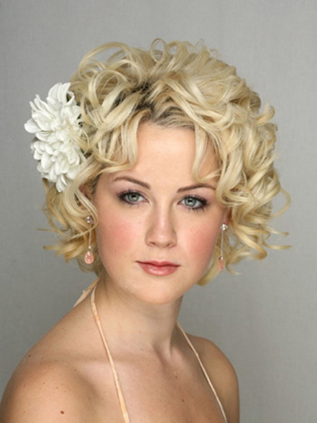 idee-coiffure-mariage-cheveux-court-41_13 Idee coiffure mariage cheveux court