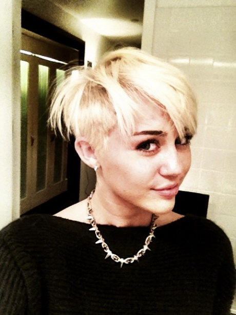 miley-cyrus-cheveux-court-55_4 Miley cyrus cheveux court