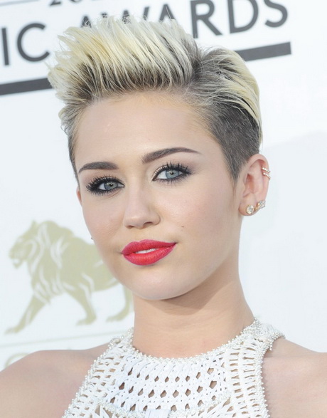 miley-cyrus-cheveux-court-55_6 Miley cyrus cheveux court