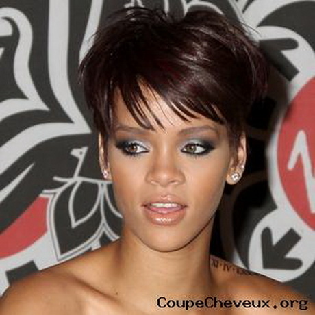rihanna-cheveux-courts-66_13 Rihanna cheveux courts