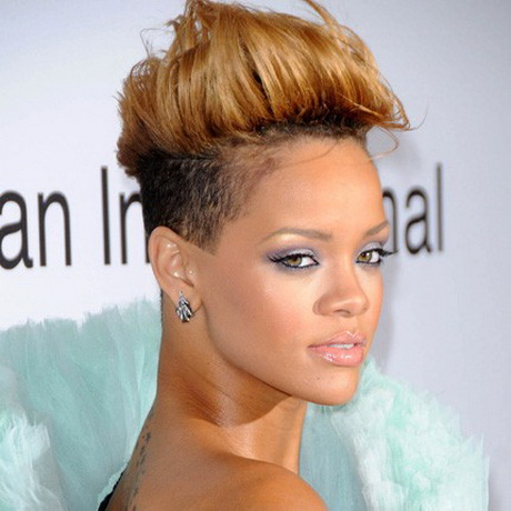 rihanna-cheveux-courts-66_18 Rihanna cheveux courts