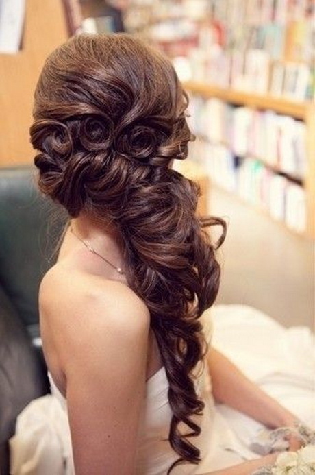 ide-coiffure-mariage-cheveux-long-80_5 Idée coiffure mariage cheveux long