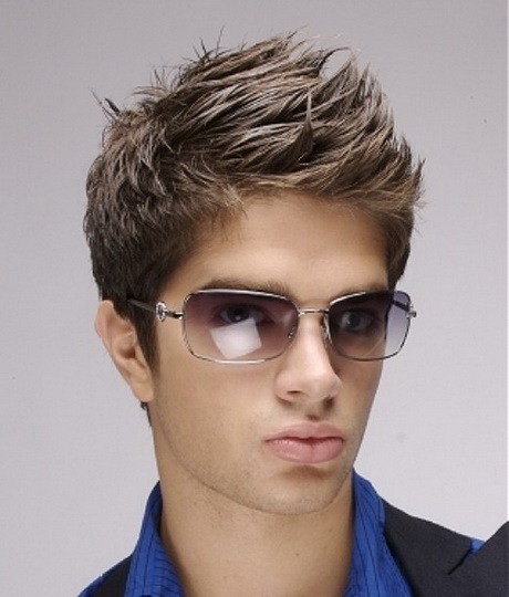 coiffure-style-homme-39_8 Coiffure stylée homme