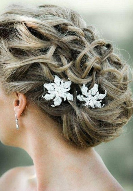 coiffure-mariage-2017-cheveux-longs-15_16 Coiffure mariage 2017 cheveux longs
