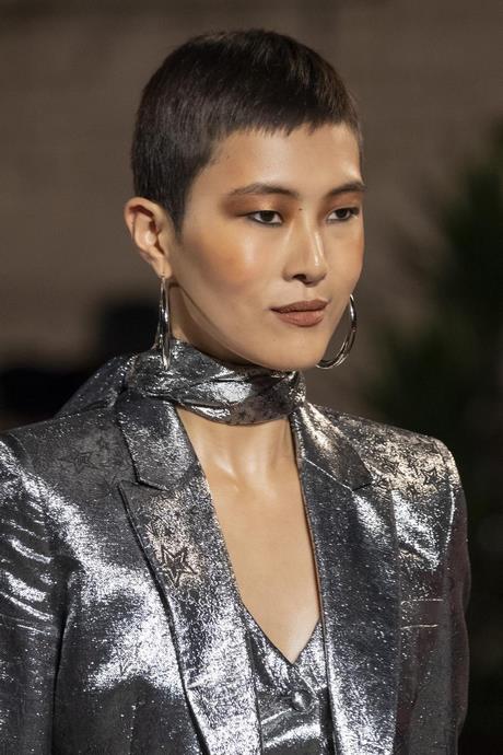 Coiffure Femme Court 2020