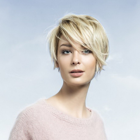 Coupe tendance cheveux courts 2016