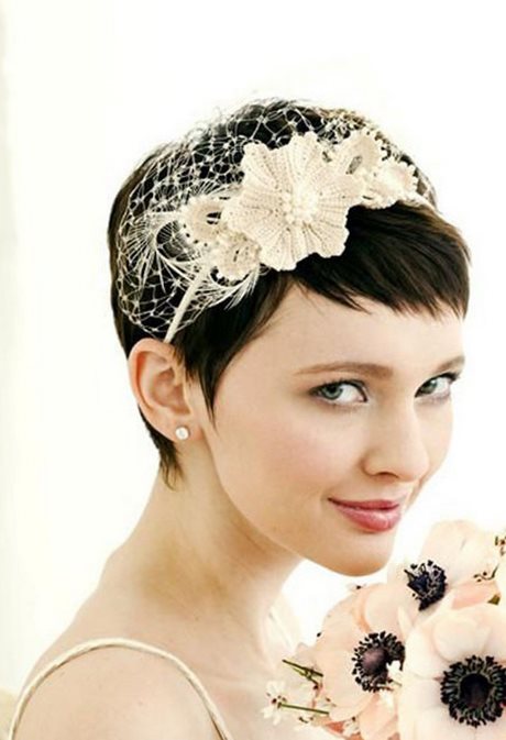 coiffure-mariage-cheveux-courts-2019-35_17 Coiffure mariage cheveux courts 2019