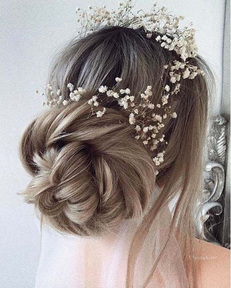 coiffure-mariage-cheveux-mi-long-2019-30_16 Coiffure mariage cheveux mi long 2019