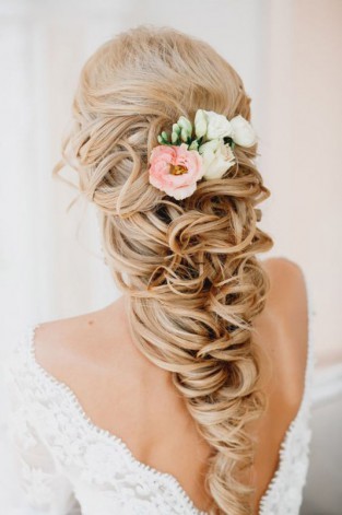 cheveux-long-coiffure-mariage-98_5 Cheveux long coiffure mariage