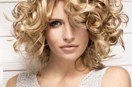 coiffure-boucle-48_9 Coiffure boucle