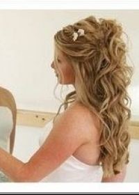 coiffure-cheveux-long-boucls-mariage-36_9 Coiffure cheveux long bouclés mariage